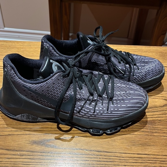 Nike KD basketball shoes. Men’s 5.5 - Picture 2 of 3